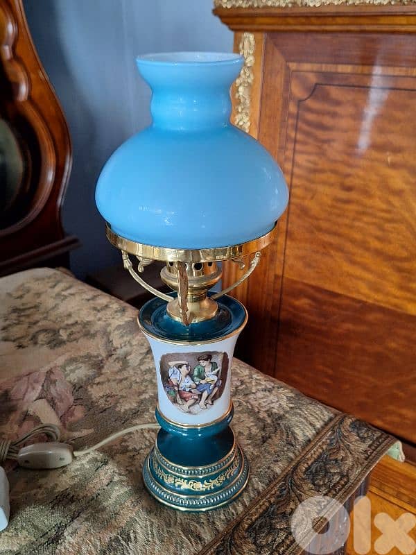 handmade porcelain and opaline lamp 2