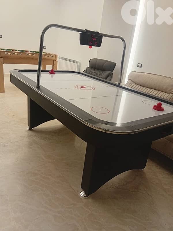Pool table 8 ft big size + Air hockey with score board + Babyfoot zayn 5