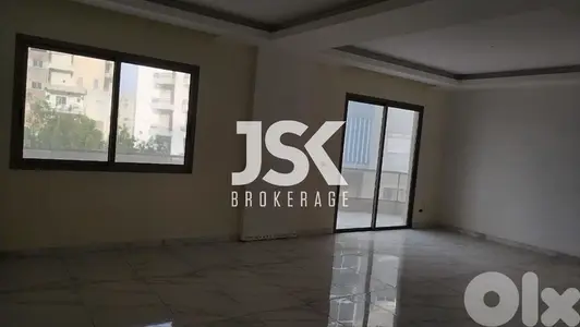 L18564-Spacious Apartment For Sale in Sarba