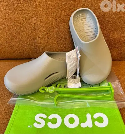 Crocs Mellow Recovery NEW 8I-539225