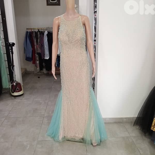 Dresses 0