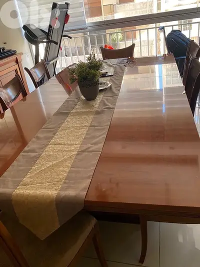 full dinning table