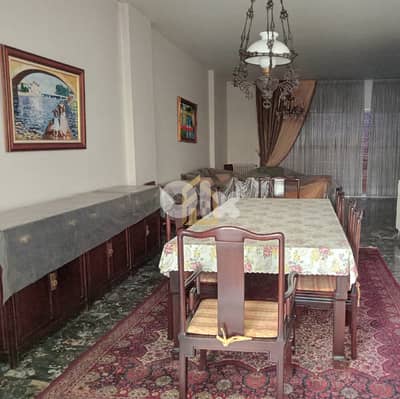 Apartment for sale in Achrafieh JD170 شقة مفروشة للبيع في الأشرفية