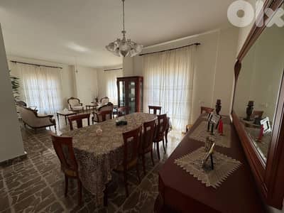 191 m2 apartment+Prime Location 4sale in Aamchit - شقة للبيع في عمشيت