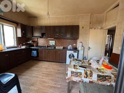 191 m2 apartment+Prime Location 4sale in Aamchit - شقة للبيع في عمشيت