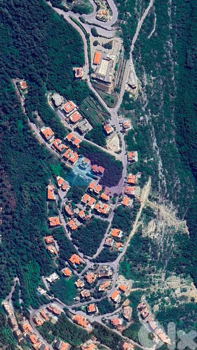 A 1810 m2 Land 4 sale in Ghazir-Keserwan-Prime Location -غزير - كسروان