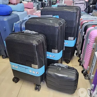 50% OFF Swiss Polycarbonate set of 4 travel bags suitcase luggage