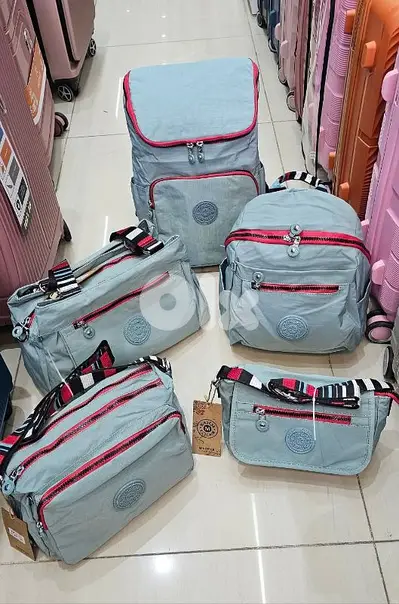 Authentic Brand Mindesa bags 50% OFF