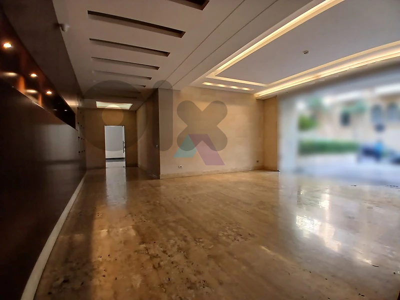 240m2 apartment with Prime Location 4sale in Syoufi - شقة في السيوفي