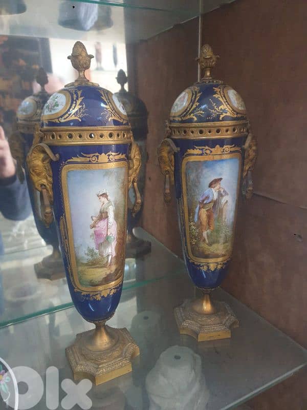 2 vases unique sevres made in france, authentic pieces 2