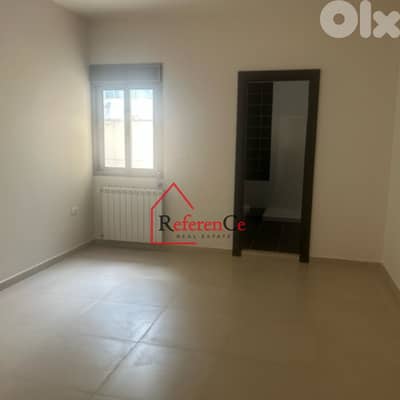 Apartment with terrace in Kfarhbab شقة مع تراس في كفرحباب