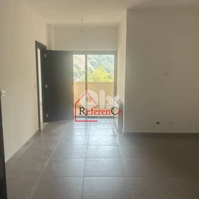 Apartment with view in Kfarhbab شقة مطلة في كفرحباب