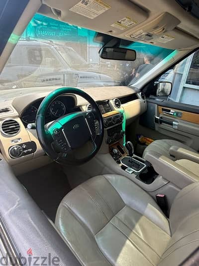 Land Rover LR4 2013