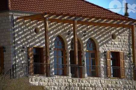 955m2 Traditional Villa+mountain view 4 sale in faytrounفيلا في فيطرون