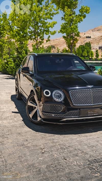 Bentley Bentayga FIRST EDITION 2017 , Highly Specced. Like New