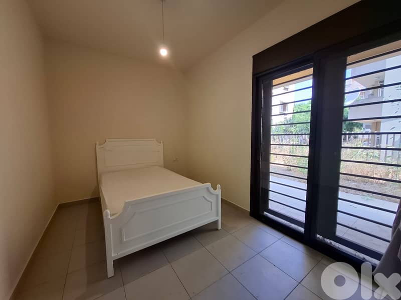 L18575-Spacious Modern Apartment With Garden For Rent in Naccache 0