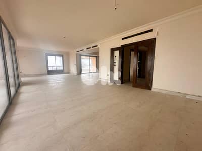 Sea View Apartment for Sale in Ramlet Baydahشقة فاخرة مطلة على البحر
