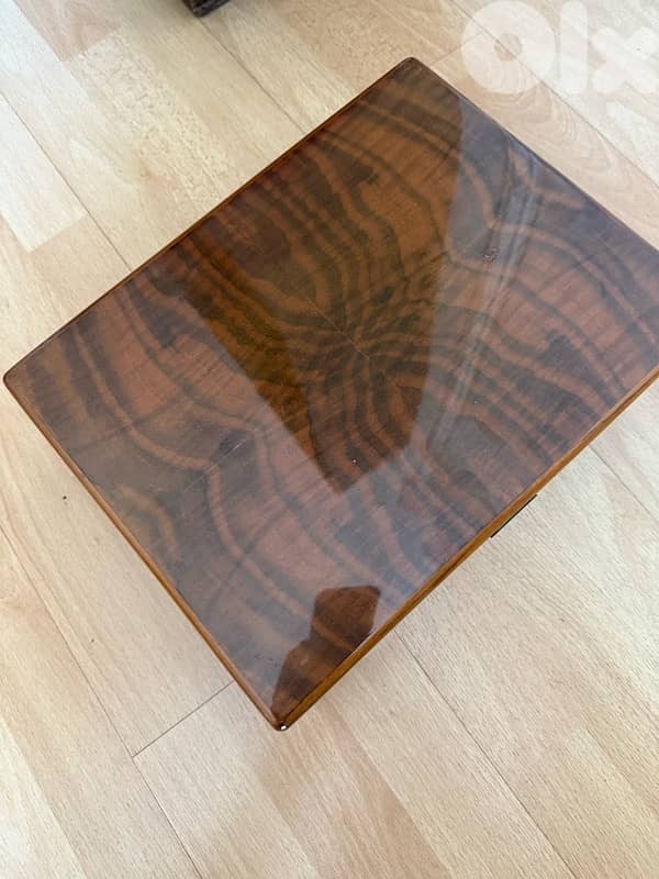 Cigar box 1