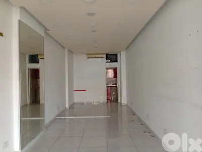 Shop for rent in Mazraat Yachouh - محل للإيجار في مزرعة يشوع