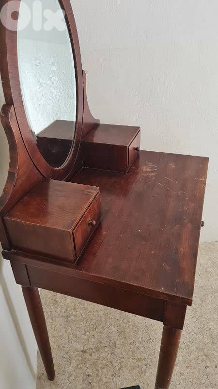 Dressing Table 2