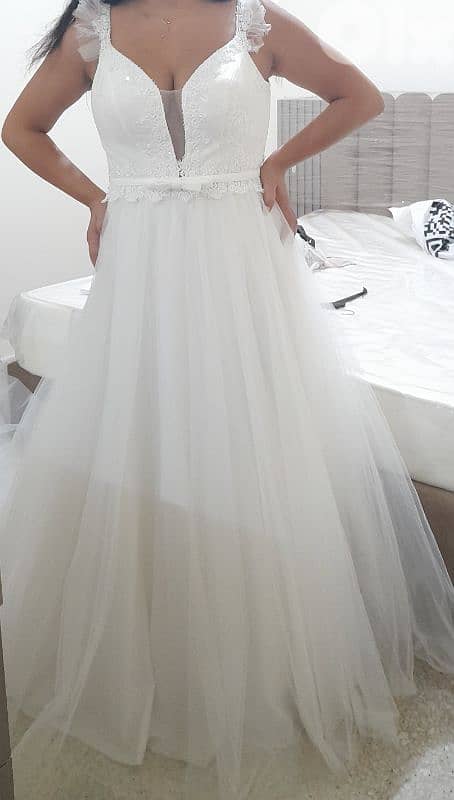 bride dress used 1 time 1
