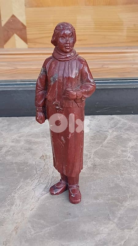 antique 0