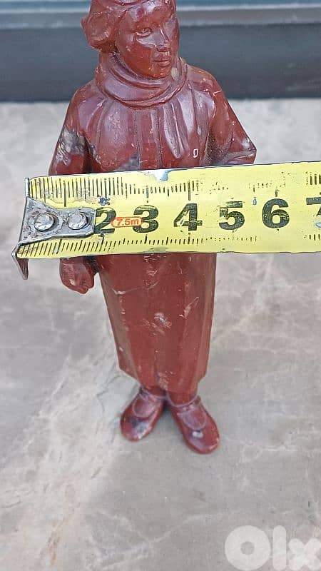 antique 9