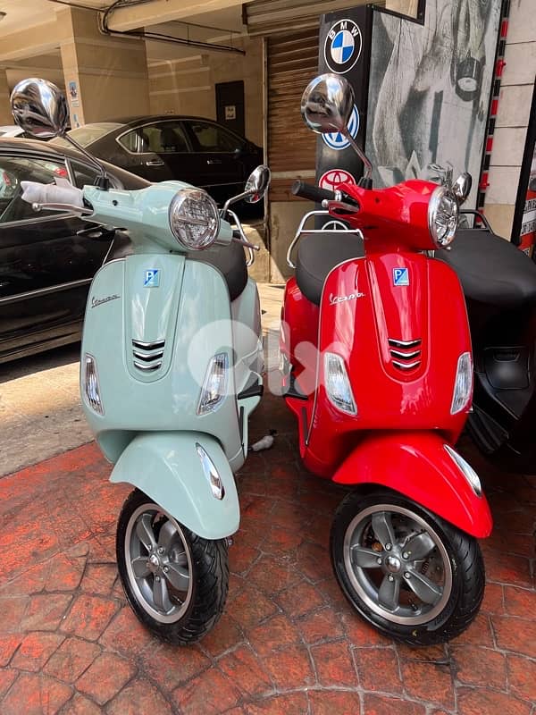 starting prices 1750$ to 2300$ vespas Vxl sxl 3 V tech 2025/24 okm 13