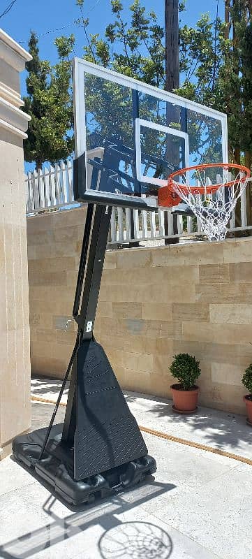425$ Movable basketball hoop (Backboard 140x90cm) 0