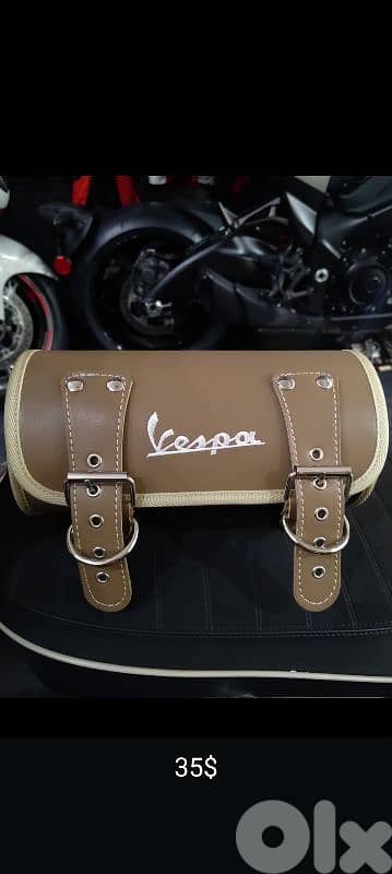 vespa rear leather bag 0