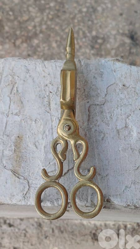 antique 0