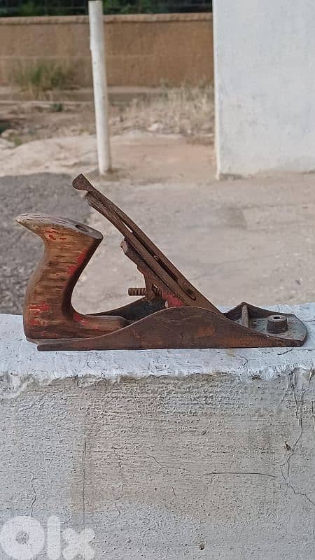 antique 3