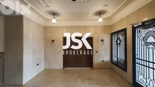 L18610-Spacious Office For Rent in Mansourieh