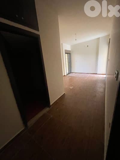 3 BEDROOMS APARTMENT IN MANSOURIEH PRIME WITH GARDEN (160SQ)  (MA-416)