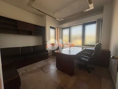Office for rent in Mirna El Chalouhi - CPGA06