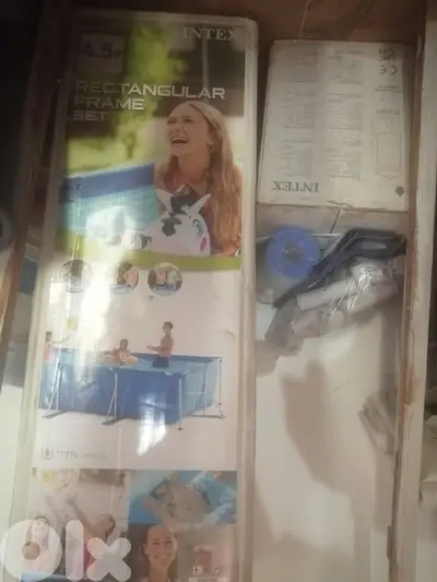 مسبح intex