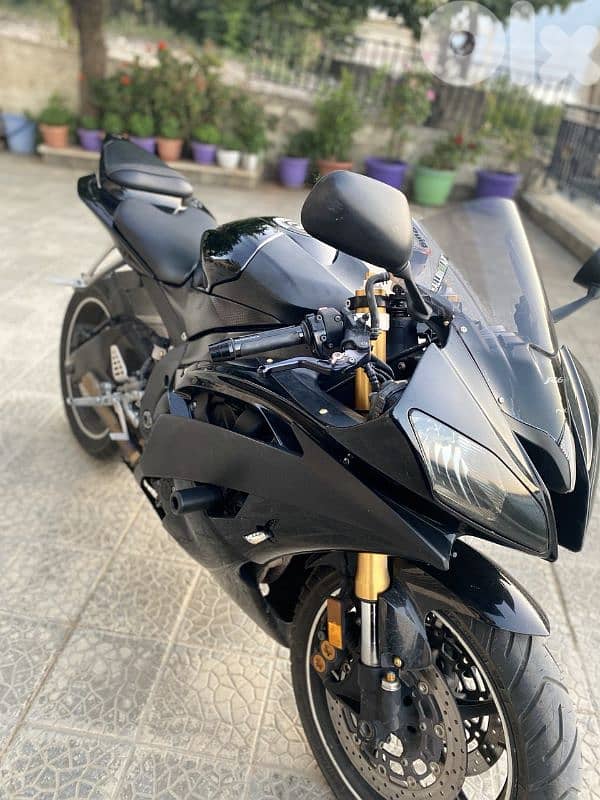 yamaha YZF R6 in very good condition 2