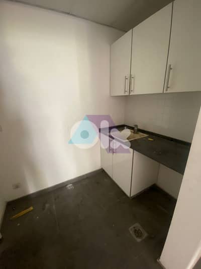 A 90 m2 office +Terrace for rent in Hamra - مكتب للإيجار في الحمرا