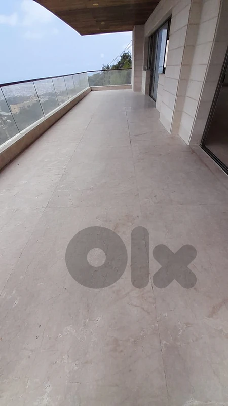 دوبلكس للبيع في الليرزة Super Deluxe Duplex for sale in Yarzeh