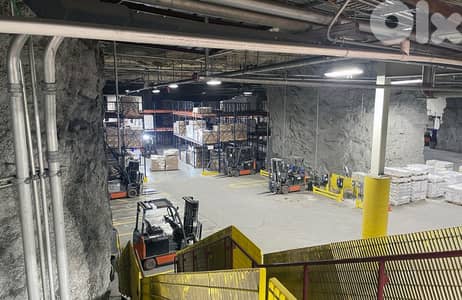 INDUSTRIAL WAREHOUSE IN MAZRAAT YACHOUH PRIME (500SQ) , (MY-171)