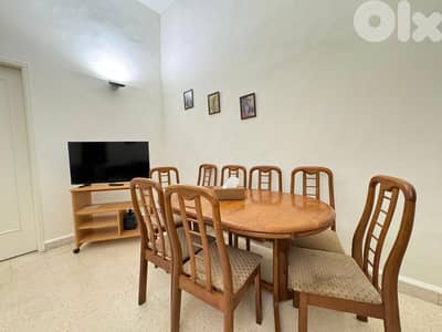 For Rent – Furnished Apartment in Achrafieh للإيجار – شقة مفروشة في