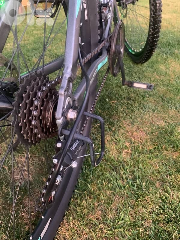 Mountain bicycles 2x250$ 4