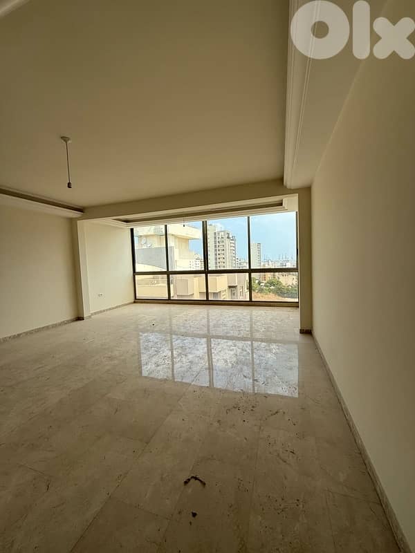 Brand new apartment in Sin El fil prime location in a nice building 0