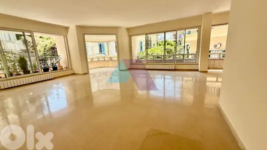 Apartment for sale in Achrafieh-Prime Location - شقة للبيع في الأشرفية