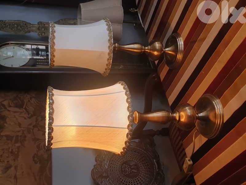 2 bronze english lamps 0
