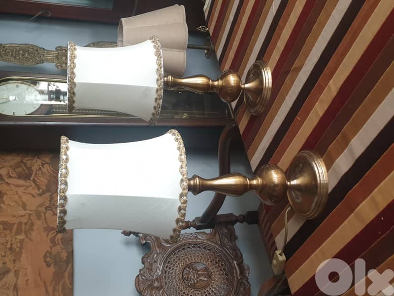 2 bronze english lamps 1