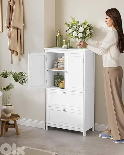 Bathroom cabinet
