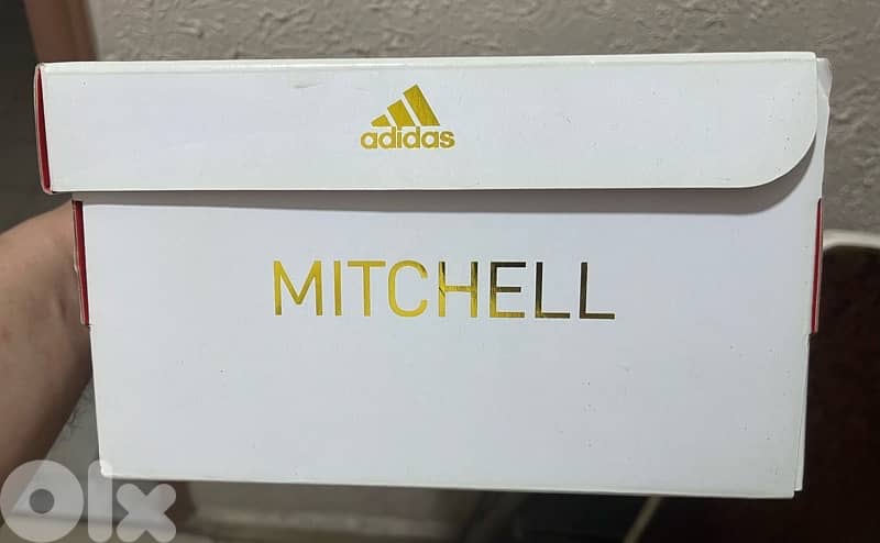 Mitchell Red adidas  original Basketball Shoes  size 42 5