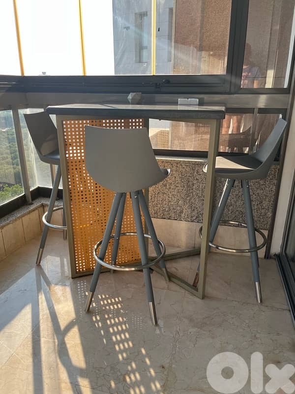 high table and 3 chairs 1