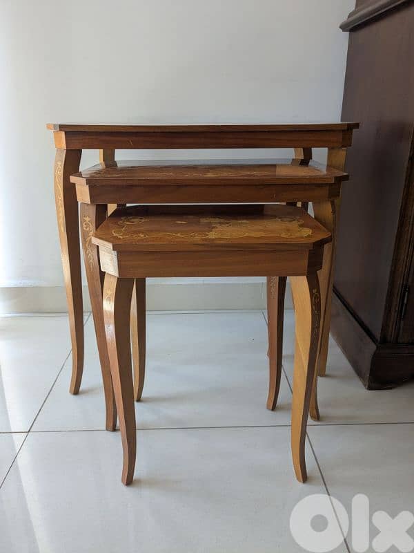 Table set of 3 "Nesting Table" 1